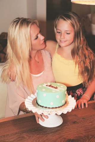 mouth watering custom cakes